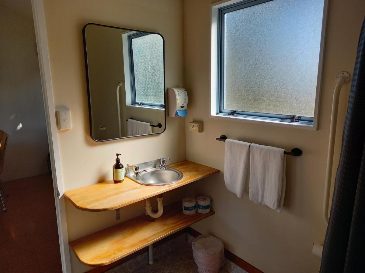 Raglan West Accommodation Units Екстериор снимка
